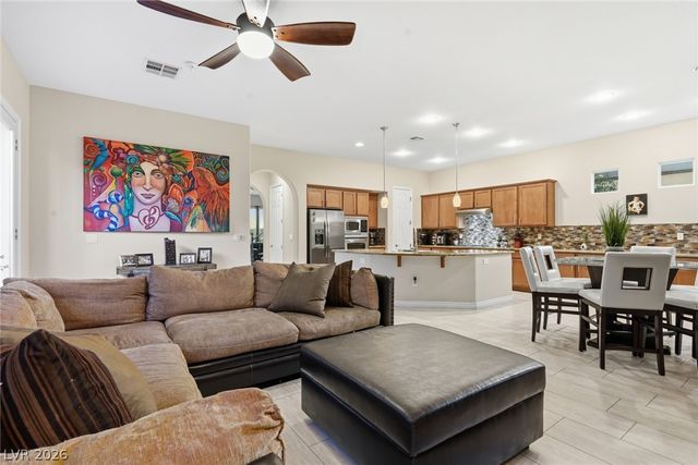 11267 Corsica Mist Avenue, Las Vegas, NV 89135