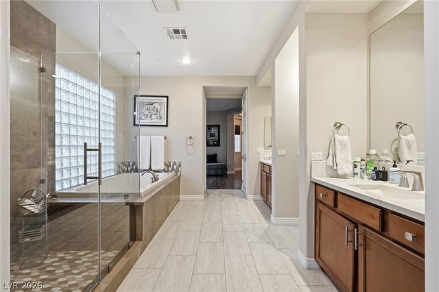 11267 Corsica Mist Avenue, Las Vegas, NV 89135