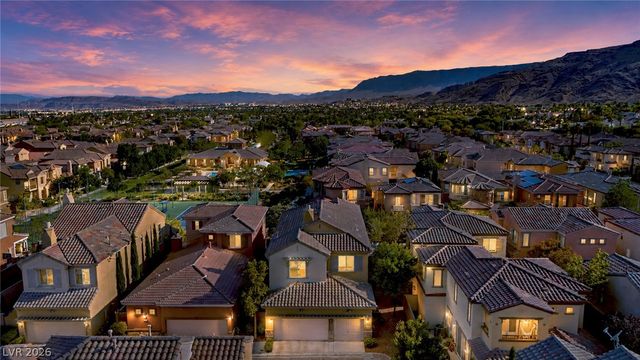 11267 Corsica Mist Avenue, Las Vegas, NV 89135