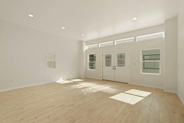 1269 B St, Walnut Grove, CA 95690