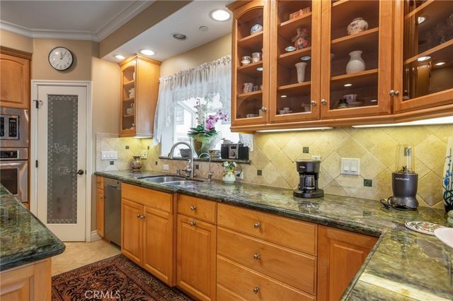 217 S Irena Avenue A, Redondo Beach, CA 90277