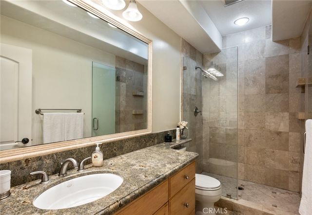 217 S Irena Avenue A, Redondo Beach, CA 90277