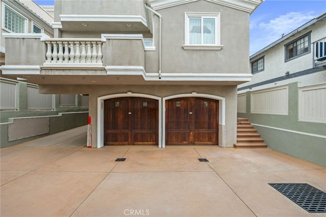 217 S Irena Avenue A, Redondo Beach, CA 90277