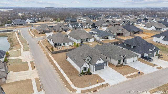 13603 S 21st Court E, Bixby, OK 74008