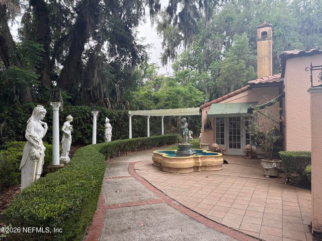 2200 ACADIE Drive, Jacksonville, FL 32217