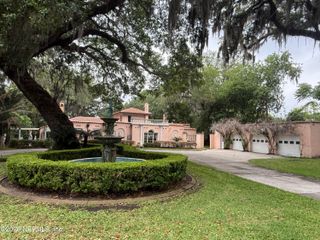 2200 ACADIE Drive, Jacksonville, FL 32217