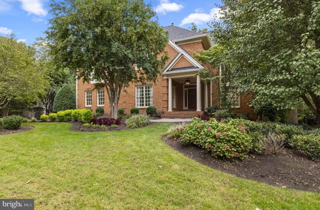 8085 CROOKED OAKS CT, Gainesville, VA 20155