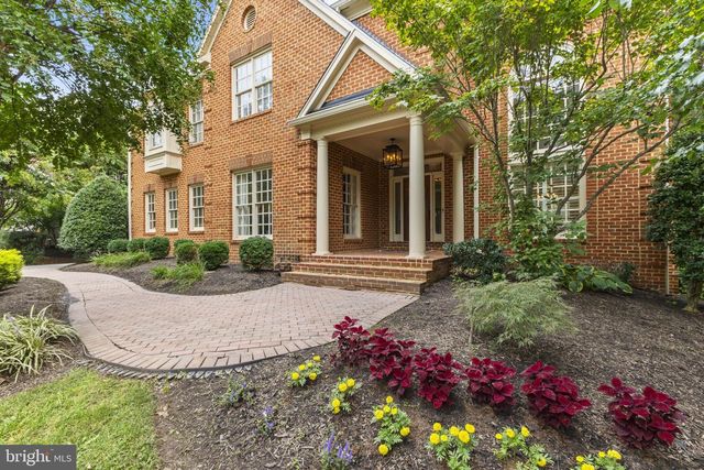 8085 CROOKED OAKS CT, Gainesville, VA 20155