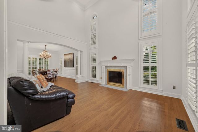 8085 CROOKED OAKS CT, Gainesville, VA 20155