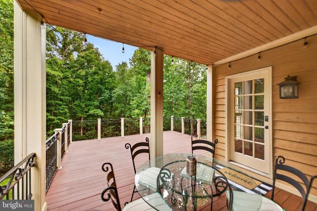 8085 CROOKED OAKS CT, Gainesville, VA 20155