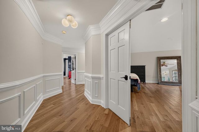 8085 CROOKED OAKS CT, Gainesville, VA 20155