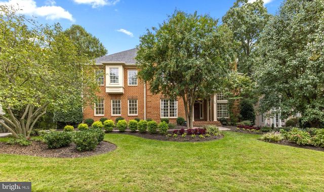 8085 CROOKED OAKS CT, Gainesville, VA 20155
