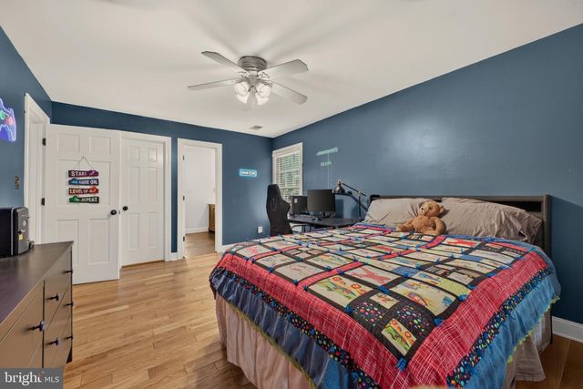 8085 CROOKED OAKS CT, Gainesville, VA 20155