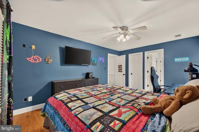 8085 CROOKED OAKS CT, Gainesville, VA 20155