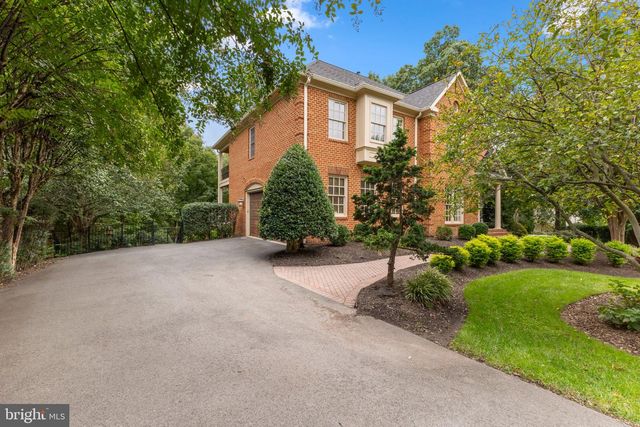 8085 CROOKED OAKS CT, Gainesville, VA 20155