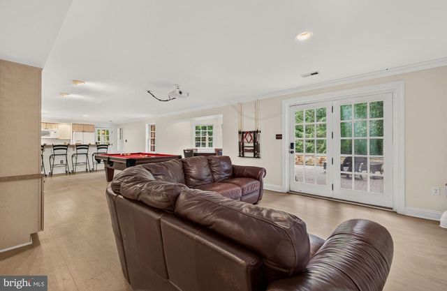 8085 CROOKED OAKS CT, Gainesville, VA 20155