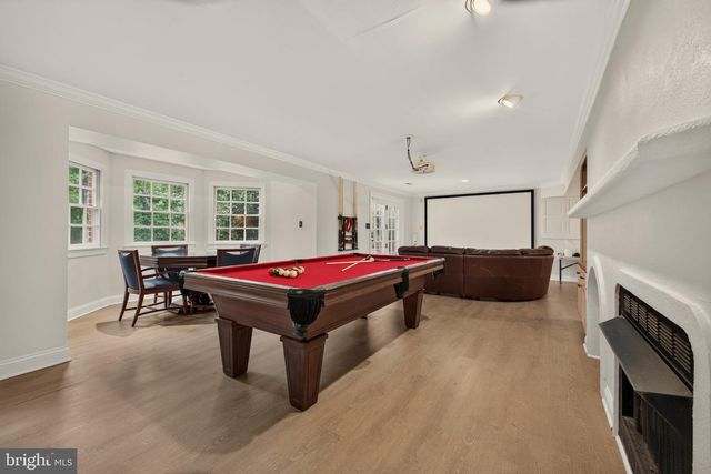 8085 CROOKED OAKS CT, Gainesville, VA 20155
