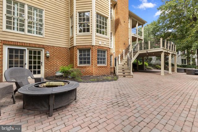 8085 CROOKED OAKS CT, Gainesville, VA 20155