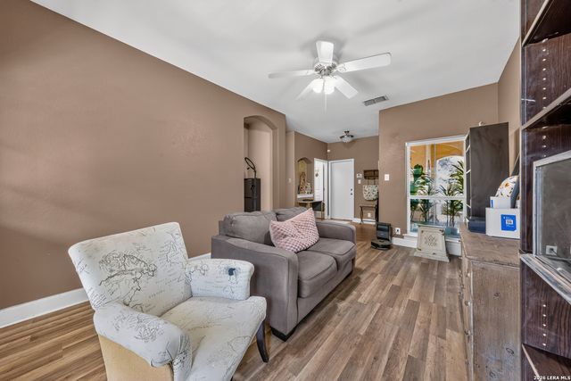 23922 Stately Oaks, San Antonio, TX 78260