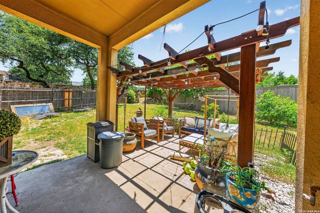 23922 Stately Oaks, San Antonio, TX 78260