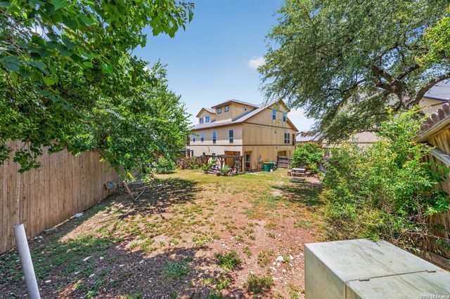 23922 Stately Oaks, San Antonio, TX 78260