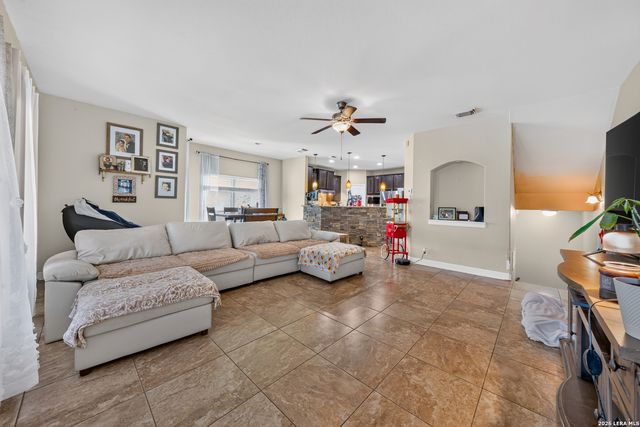 23922 Stately Oaks, San Antonio, TX 78260