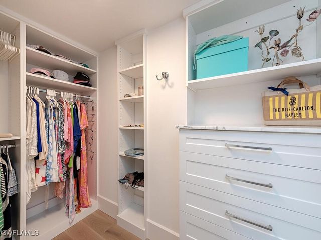 2401 Gulf Shore BLVD N 11, Naples, FL 34103