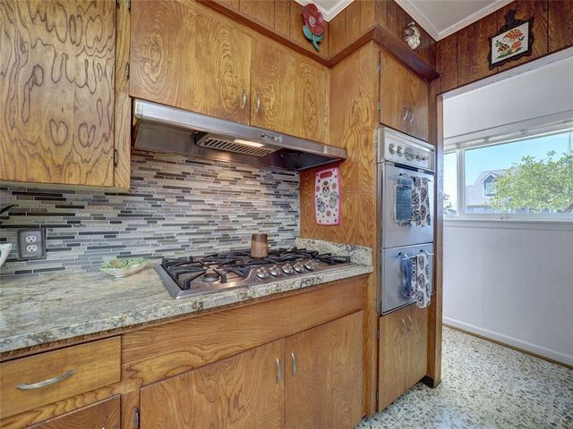 202 Sunset, Ingleside, TX 78362