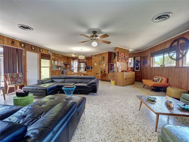 202 Sunset, Ingleside, TX 78362