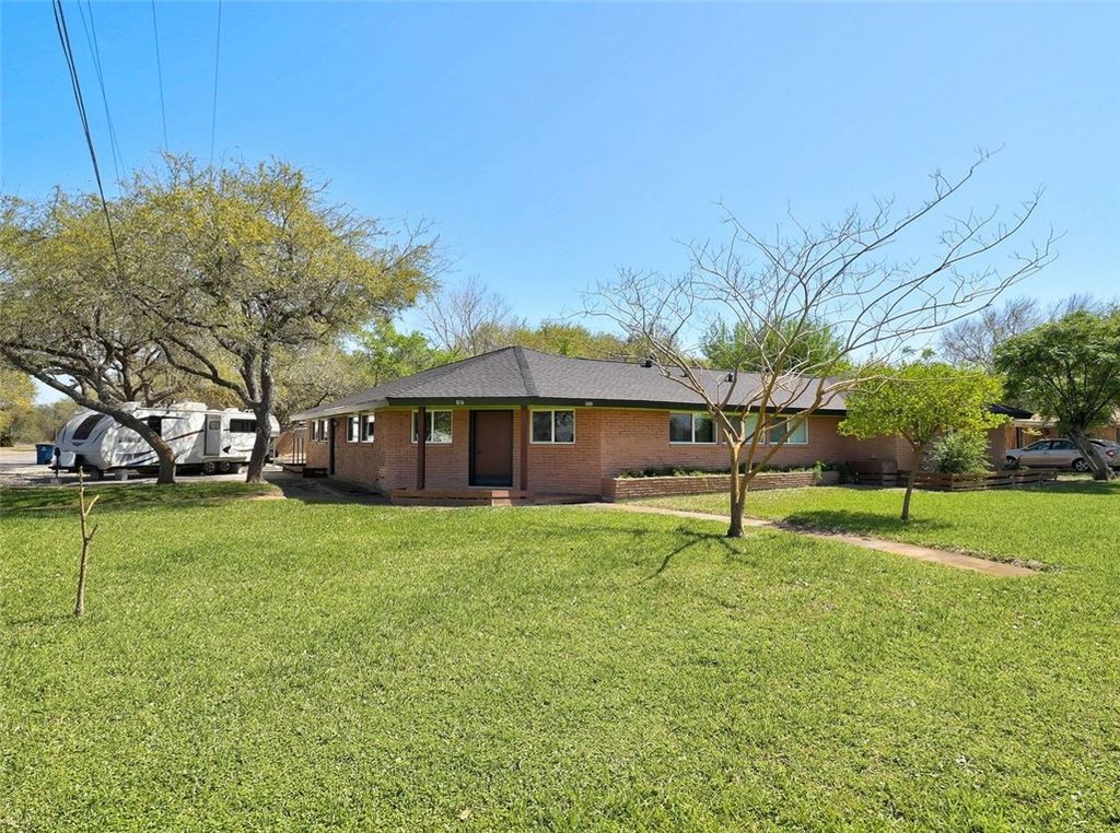 202 Sunset, Ingleside, TX 78362