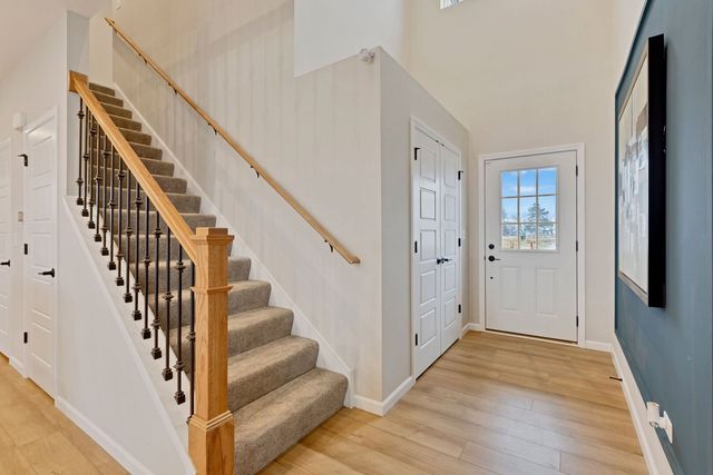 2655 Lawlor Lane, Naperville, IL 60564