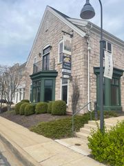 870 Sidewalk Road 101, Chesterton, IN 46304
