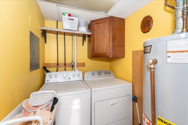 1807 Baxter Ave, Superior, WI 54880