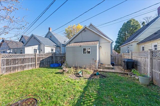 1807 Baxter Ave, Superior, WI 54880