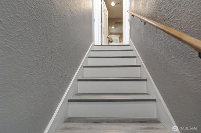 10615 - 10617 10th Avenue Ct S, Tacoma, WA 98444