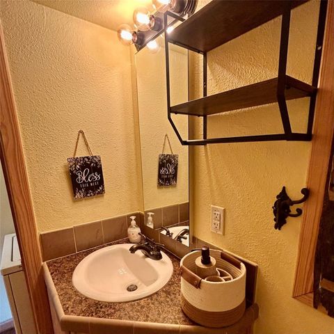 491 Ferguson Drive, Cleveland, TX 77327
