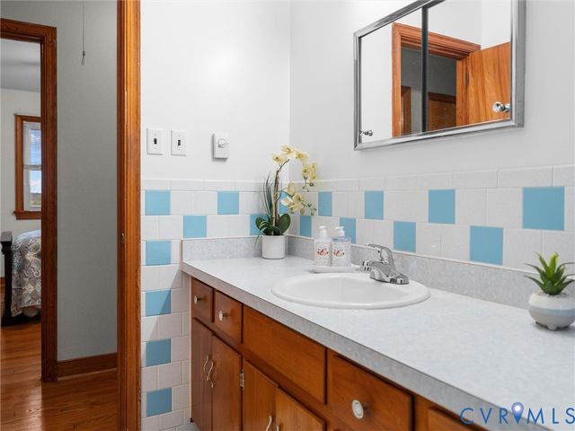 1742 Reams Rd, Powhatan, VA 23139