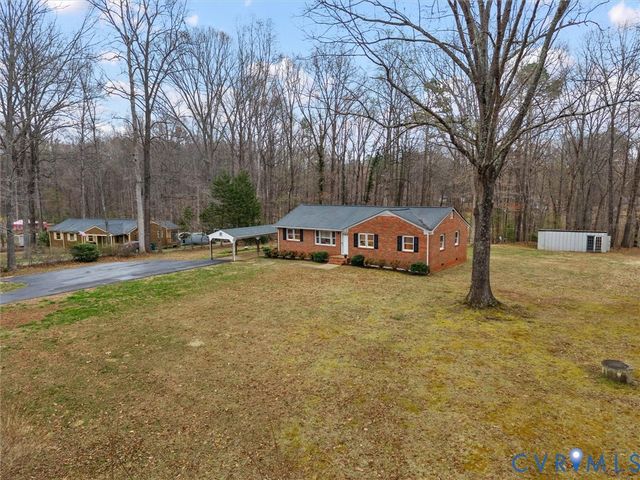 1742 Reams Rd, Powhatan, VA 23139