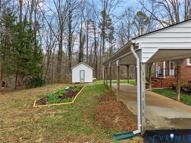 1742 Reams Rd, Powhatan, VA 23139