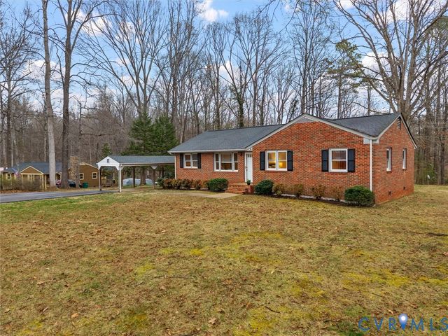 1742 Reams Rd, Powhatan, VA 23139