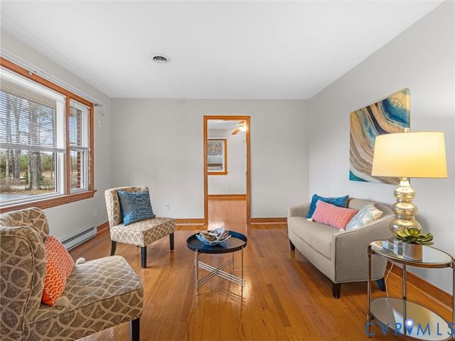 1742 Reams Rd, Powhatan, VA 23139