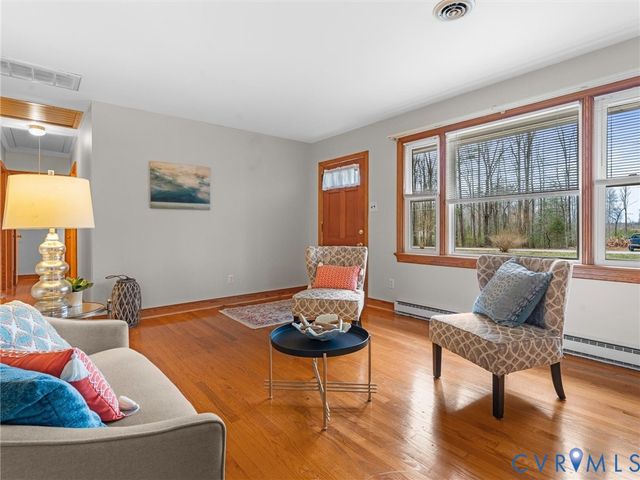 1742 Reams Rd, Powhatan, VA 23139