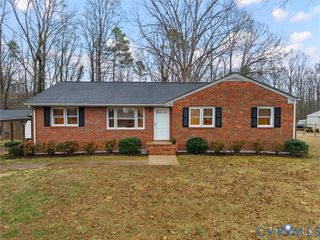 1742 Reams Rd, Powhatan, VA 23139