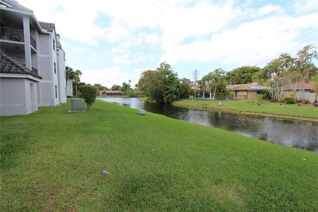 11211 W Atlantic Blvd 308, Coral Springs, FL 33071