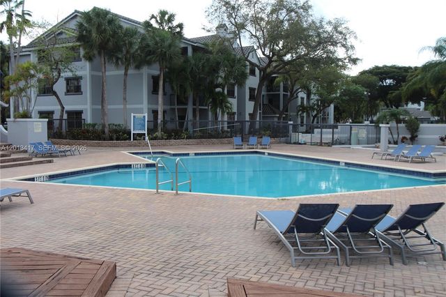 11211 W Atlantic Blvd 308, Coral Springs, FL 33071