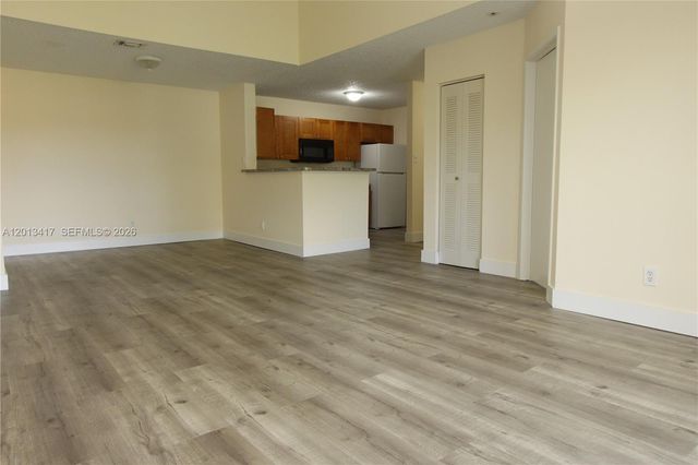 11211 W Atlantic Blvd 308, Coral Springs, FL 33071