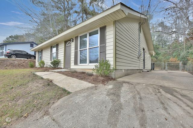 2416 13th Avenue, Phenix City, AL 36867
