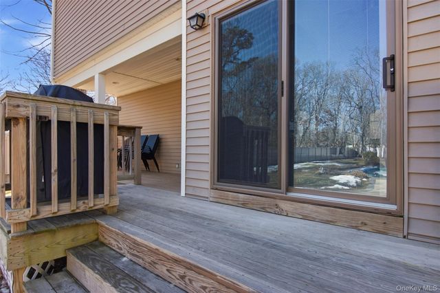 741 10th Street, Islip Terrace, NY 11752