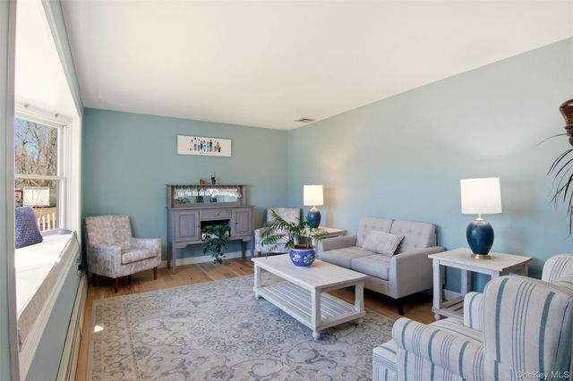 741 10th Street, Islip Terrace, NY 11752