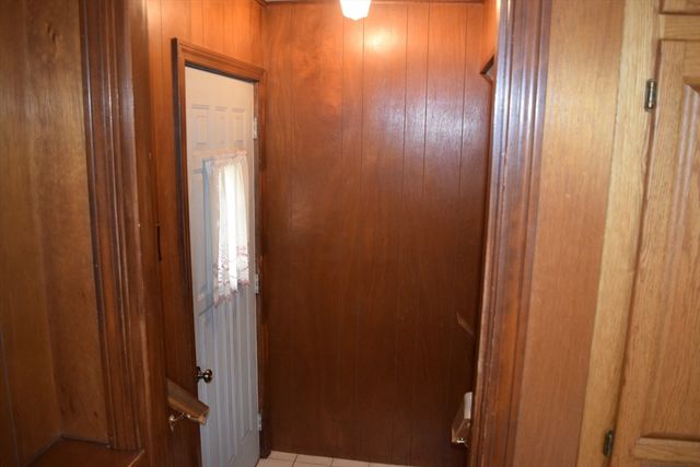 73 Jette St, Swansea, MA 02777